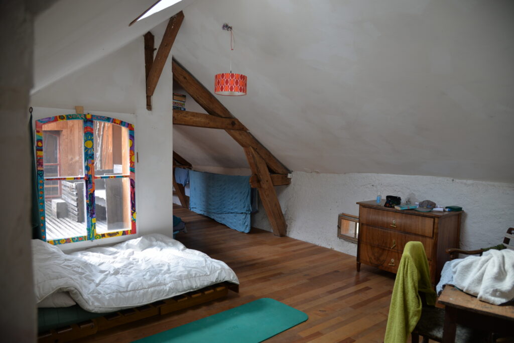Common flat - little room